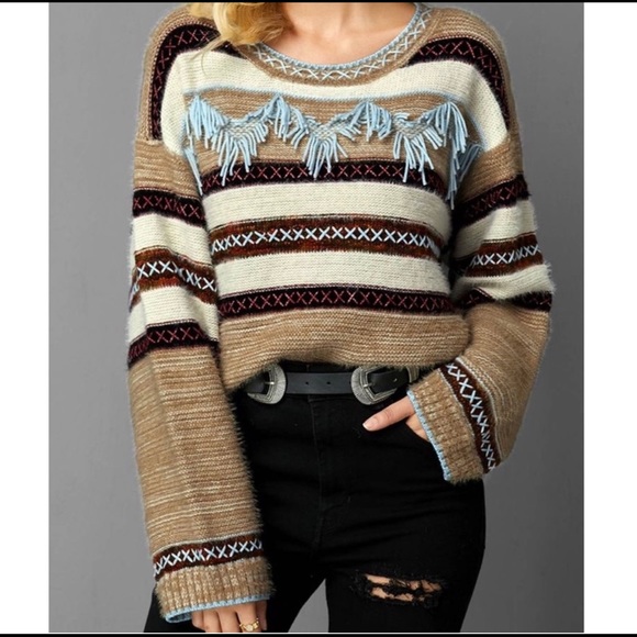 NWT! Clearance 🍒Tribal Style Tassel Trim Fringe Border SOFT Warm Cozy Sweater - Picture 2 of 11